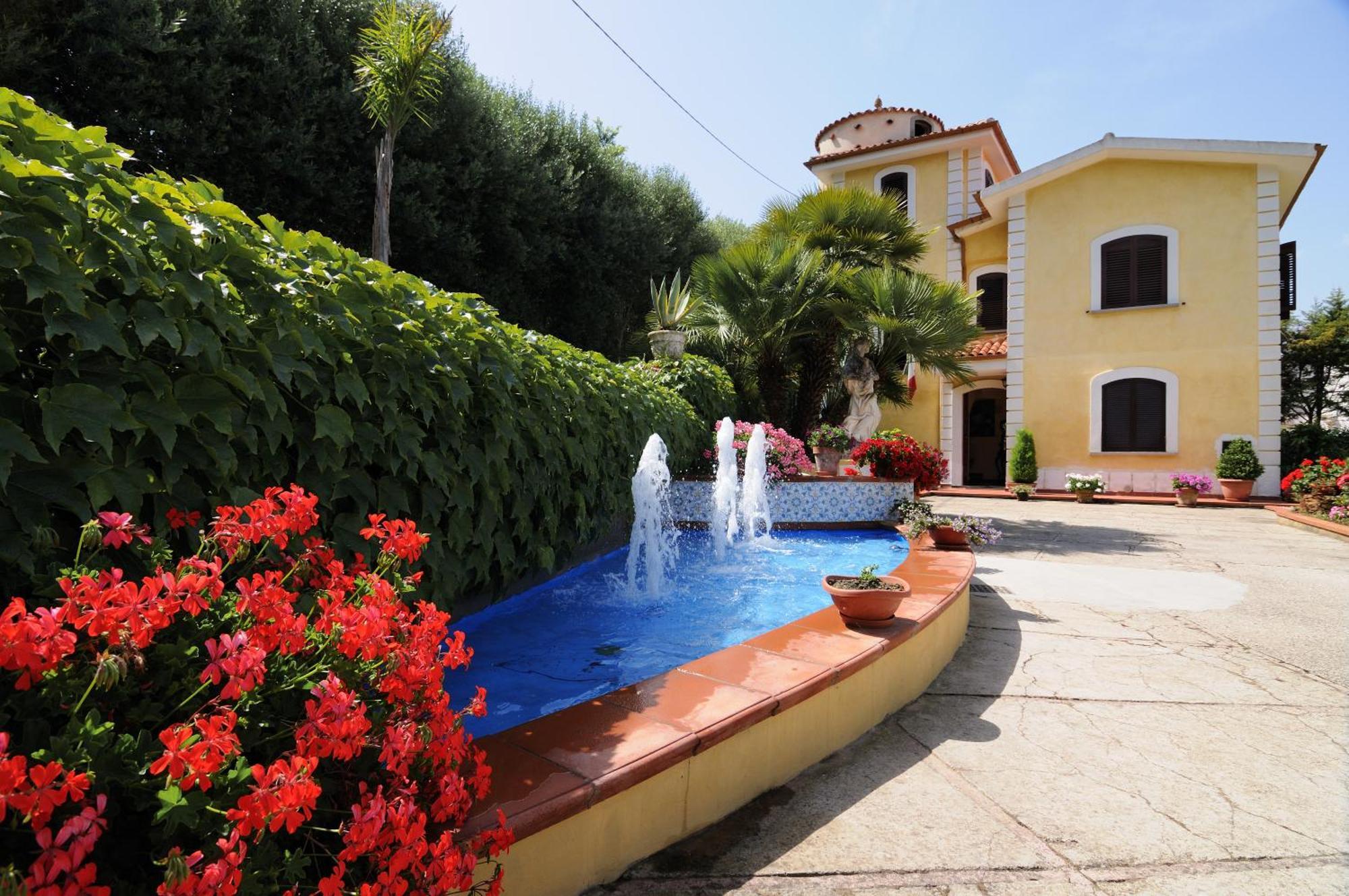 Hotel Villa La Colombaia Agropoli Exterior photo